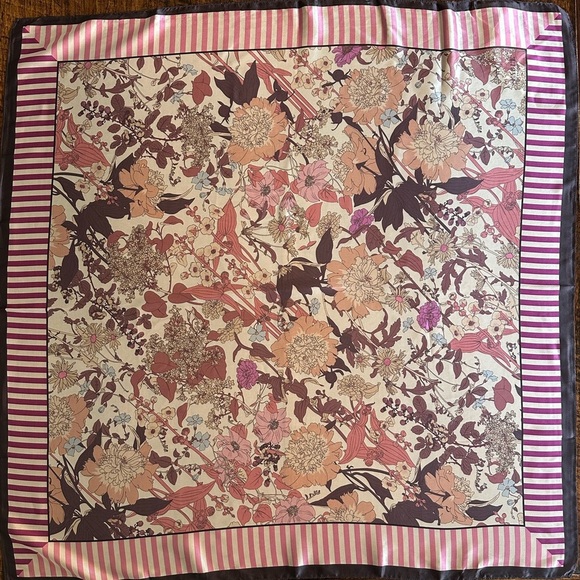 Fable England | Deco Bloom Large Square Scarf, NWT - Picture 4 of 10